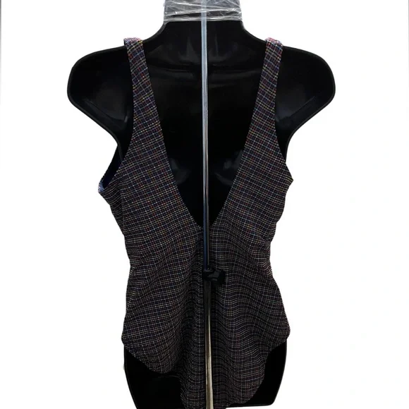 Athleta Seersucker V Neck One Piece 👙 - Picture 4 of 9